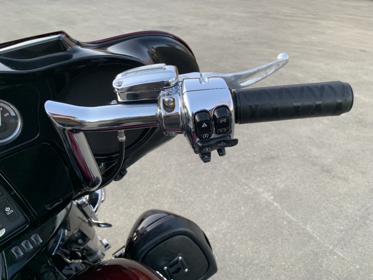 2015 Harley-Davidson FLHTK Electra Glide Ultra Limited 